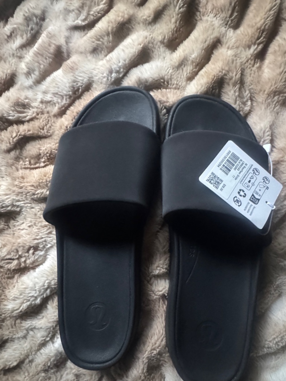 men's Lululemon black slides size 11 brand new never used